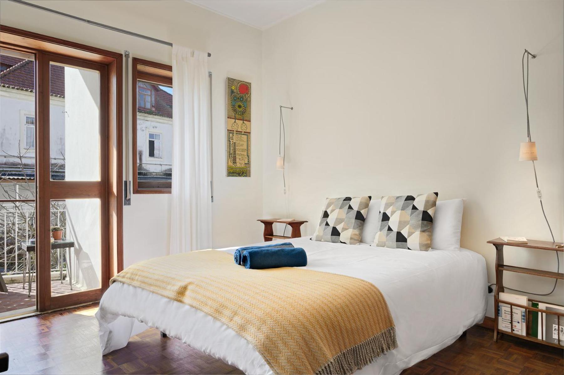 Vic Aveiro Arts House Hotel ภายนอก รูปภาพ